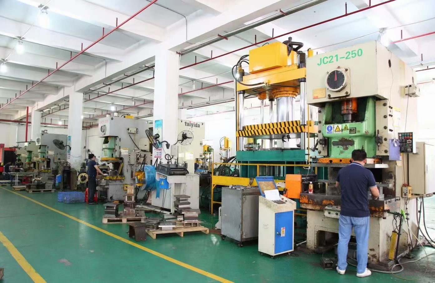 1761808235661277.jpg mmexport1698650905941.jpg