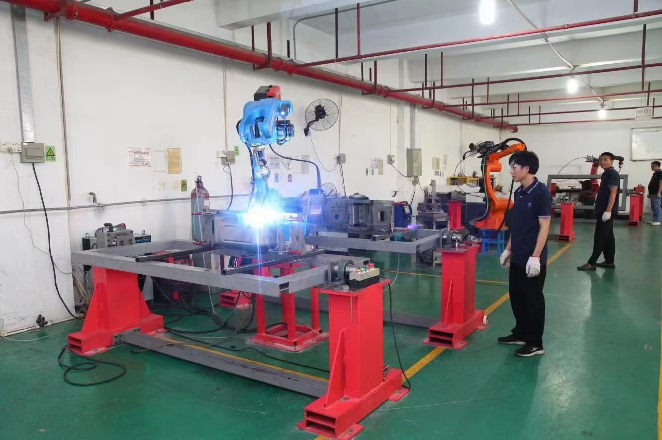 鹏丰精密-异型件拉伸模具